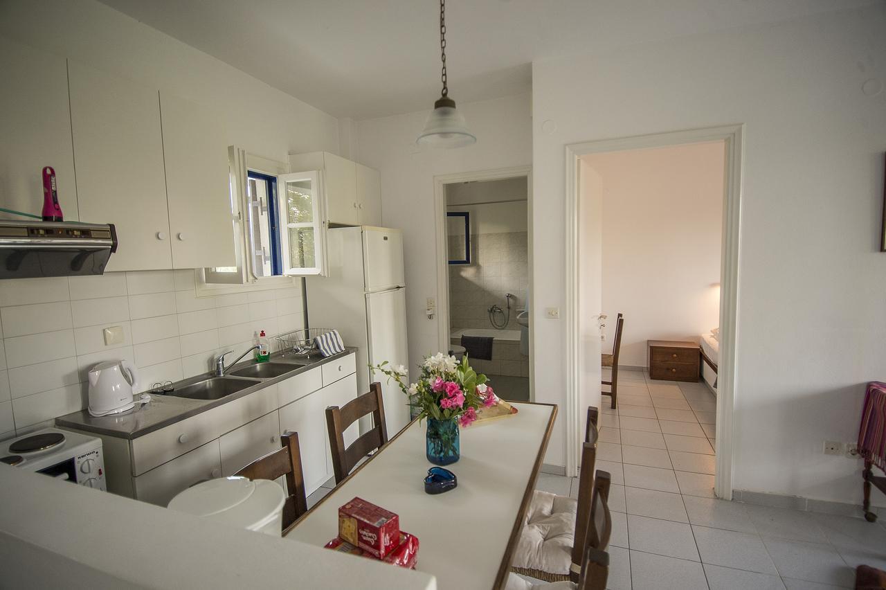 Eressos Ilios Apartments 斯卡拉埃雷索 外观 照片
